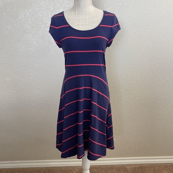 Short Sleeve Striped Dress by So. Size Large - Picture 1 of 8